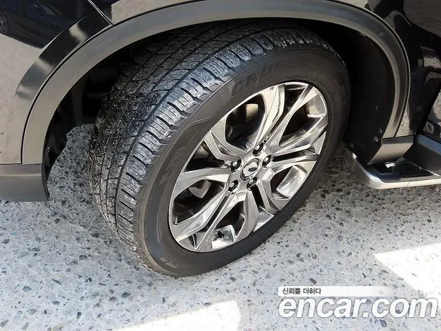KGM Rexton 2019 thumb 8