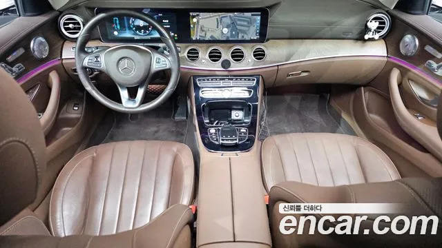 Mercedes-Benz E-Class 2016 thumb 5
