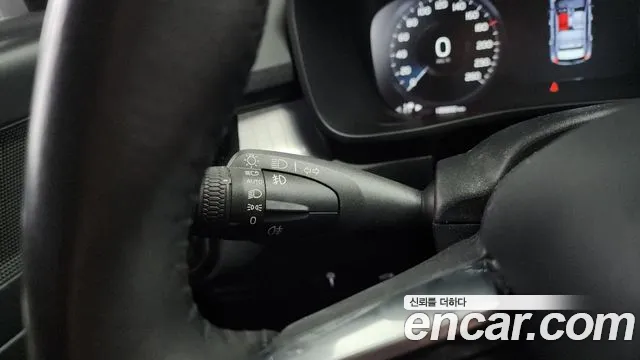 Volvo XC40 2021 thumb 7