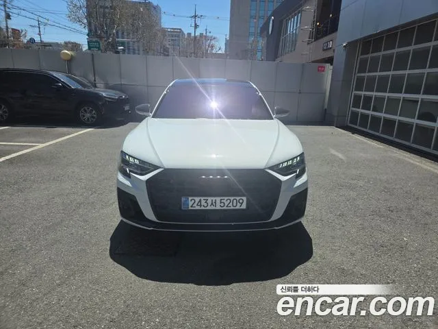Audi S8 2023 thumb 11