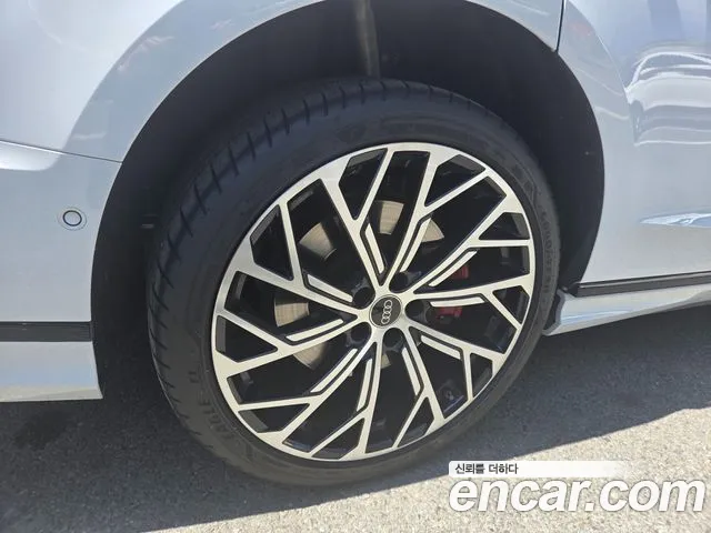 Audi S8 2023 thumb 8