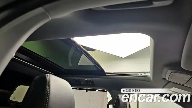 Ford Explorer 2023 thumb 5