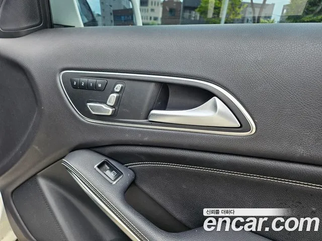 Mercedes-Benz A-Класс 2019 thumb 11
