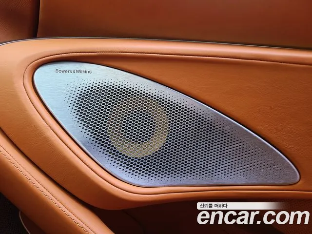 McLaren GT 2022 thumb 12