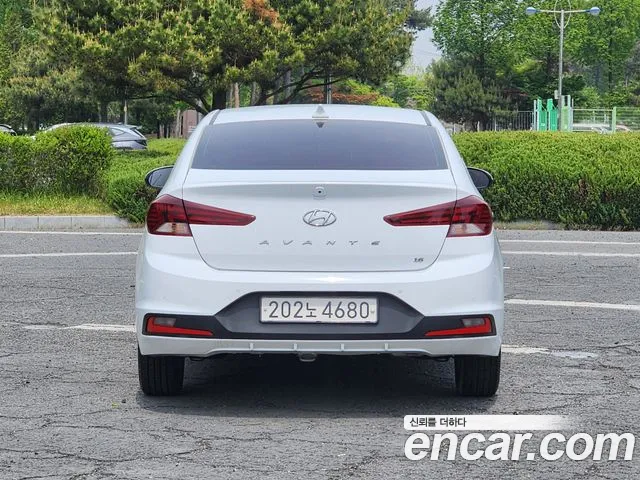 Hyundai Avante 2019 thumb 3