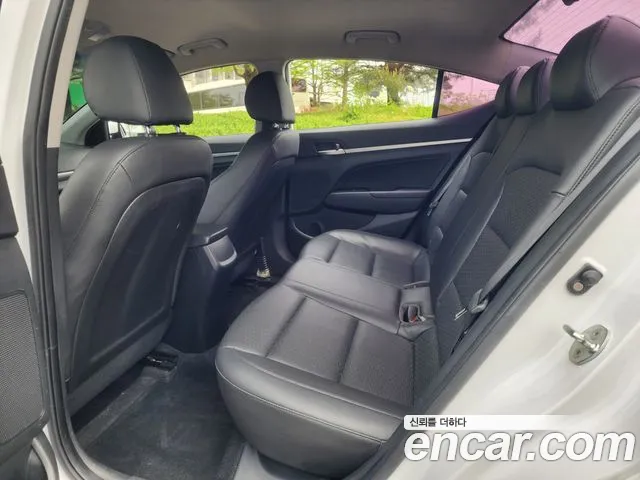 Hyundai Avante 2019 thumb 5