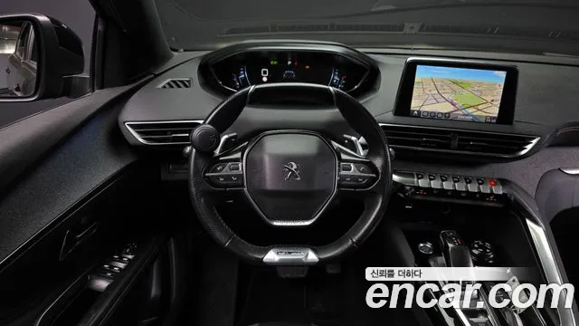 Peugeot 5008 2021 thumb 12