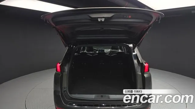 Peugeot 5008 2021 thumb 2