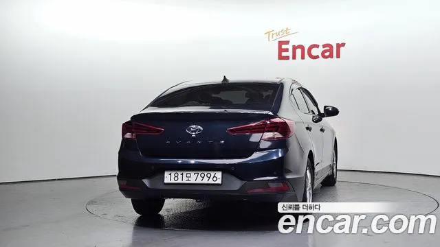 Hyundai Elantra 2019 thumb 2