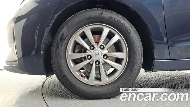 Hyundai Elantra 2019 thumb 5