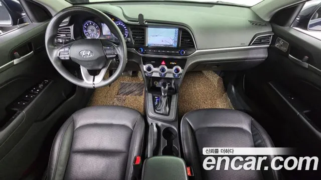 Hyundai Elantra 2019 thumb 3