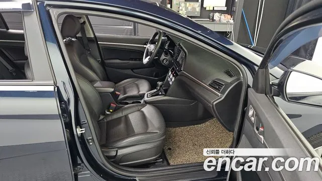 Hyundai Elantra 2019 thumb 12