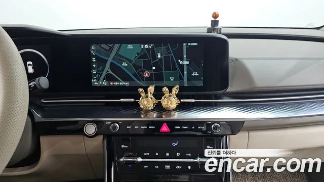 Kia Carnival 2021 thumb 5