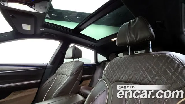 BMW 6 серии Gran Turismo 2020 thumb 6