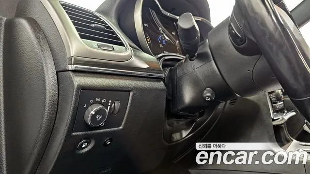 Jeep Grand Cherokee 2019 thumb 9