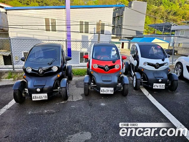 Renault Twizy 2020 thumb 10