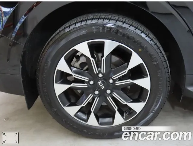 Kia Carnival 2021 thumb 10