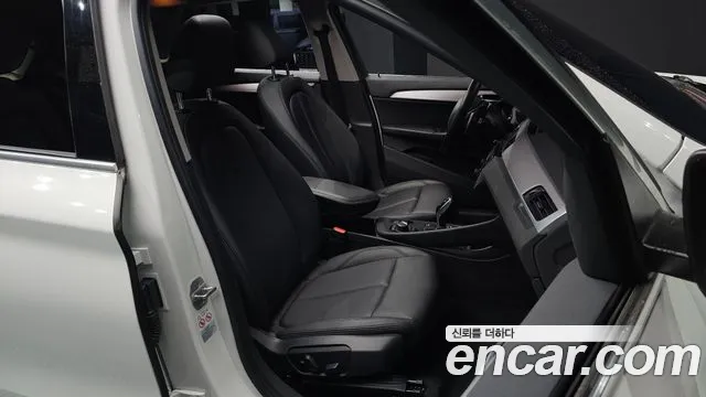 BMW X1 2020 thumb 12