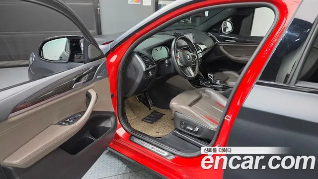 BMW X4 M 2019 thumb 3