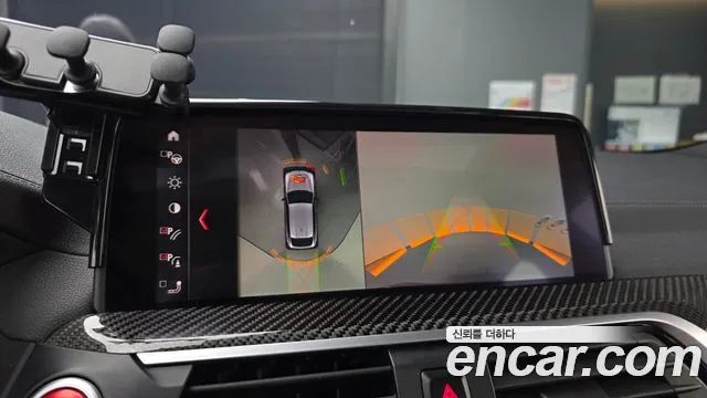 BMW X4 M 2019 thumb 9