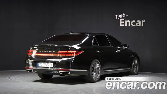 Genesis G90 2019 thumb 4