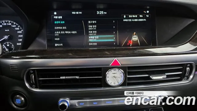 Genesis G90 2019 thumb 11