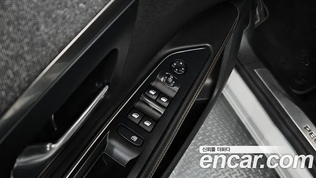 Peugeot 5008 2019 thumb 5