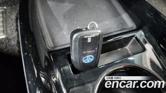 Toyota Prius 2019 thumb 10