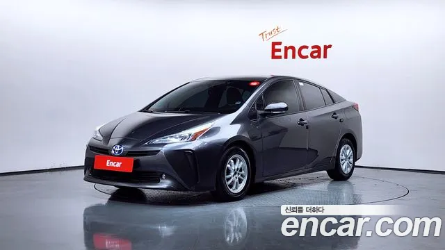 Toyota Prius 2019 thumb 3
