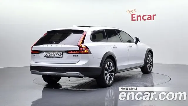 Volvo V90 Cross Country 2021 thumb 5