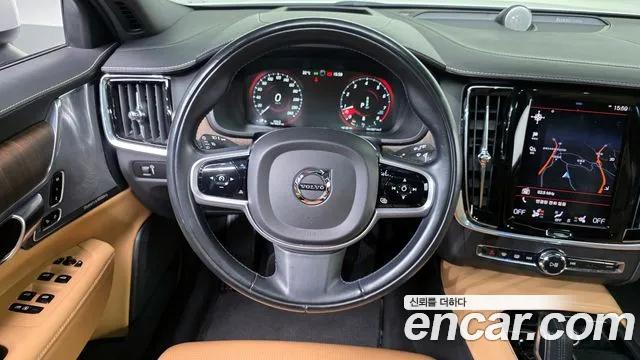 Volvo V90 Cross Country 2021 thumb 9