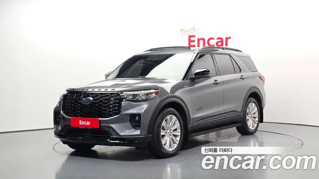 Ford Explorer 2024 thumb 3