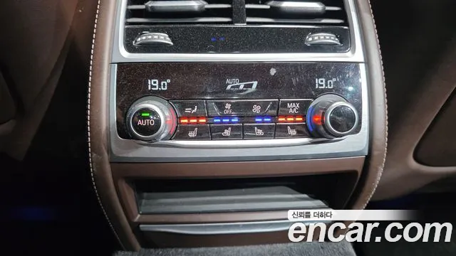 BMW 7 серии 2019 thumb 6