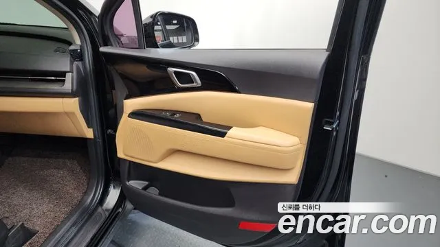 Kia Carnival 2022 thumb 4