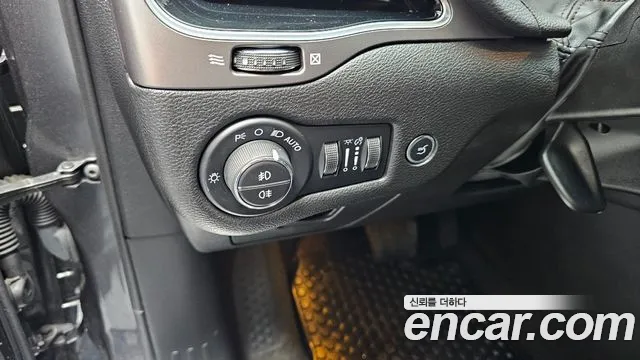Jeep Cherokee 2021 thumb 10