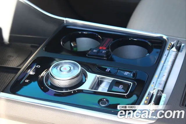 Kia Carnival 2024 thumb 8
