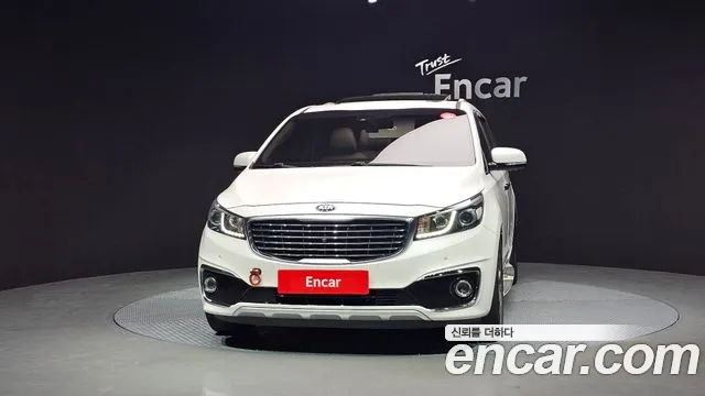 Kia Carnival 2018 thumb 5