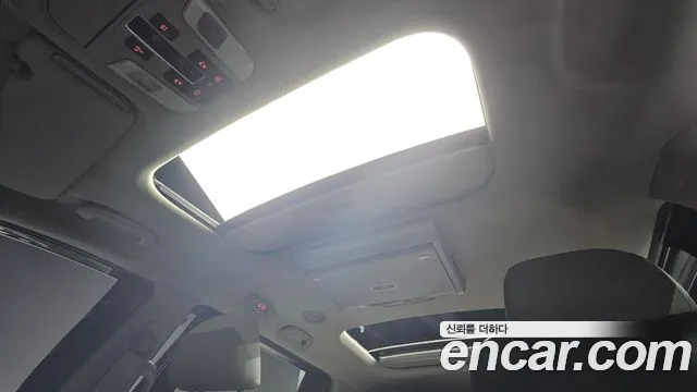 Kia Carnival 2018 thumb 12