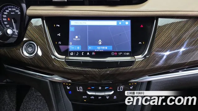 Cadillac XT6 2023 thumb 4