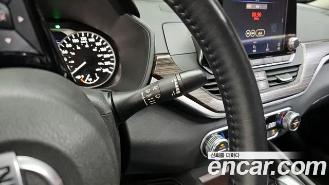 Nissan Altima 2019 thumb 2