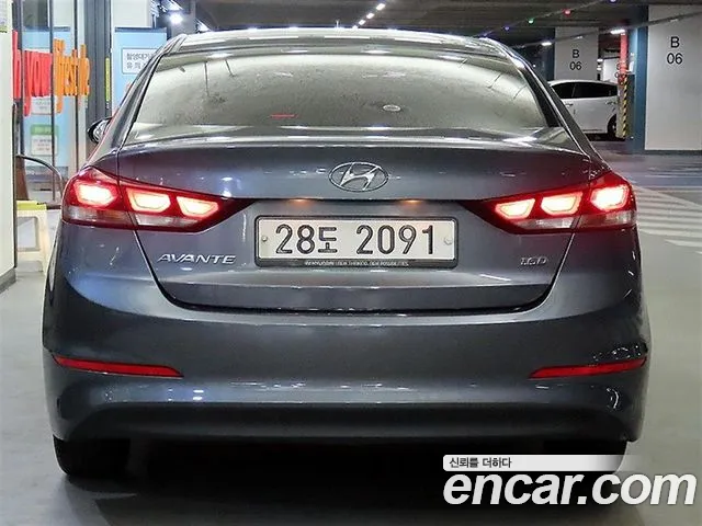 Hyundai Avante 2017 thumb 8