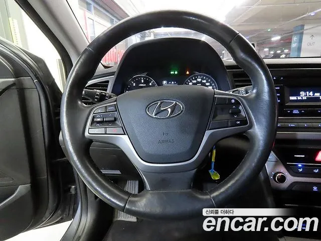 Hyundai Avante 2017 thumb 5