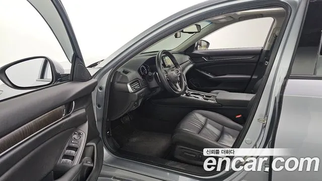 Honda Accord 2019 thumb 8