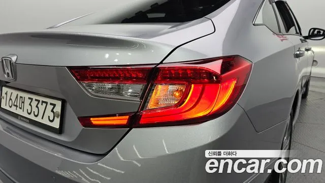 Honda Accord 2019 thumb 2