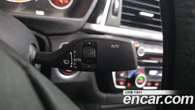 BMW 3 серии 2018 thumb 5