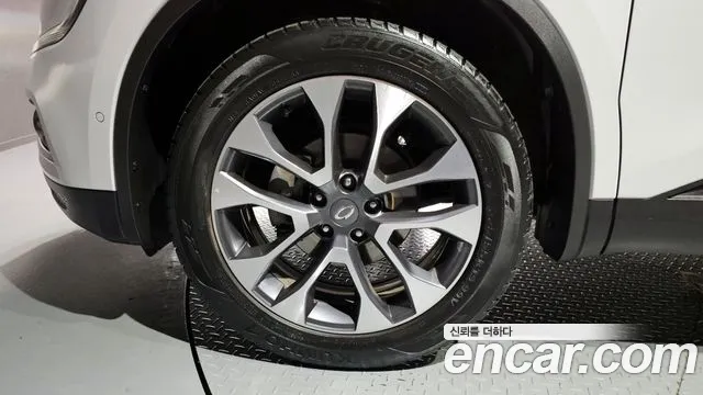 Renault QM6 2019 thumb 10