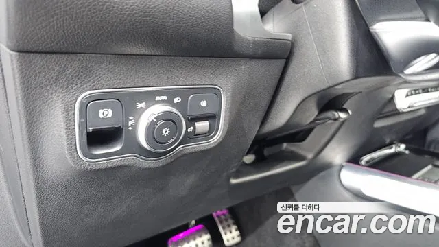 Mercedes-Benz GLB 2022 thumb 11