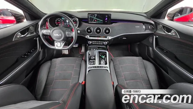 Kia Stinger 2023 thumb 2