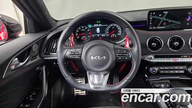 Kia Stinger 2023 thumb 8