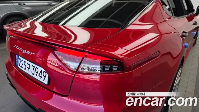 Kia Stinger 2023 thumb 5